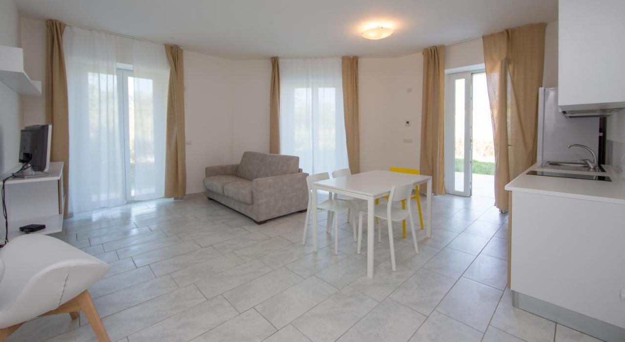 Toscana Charme Apartments Calambrone Esterno foto